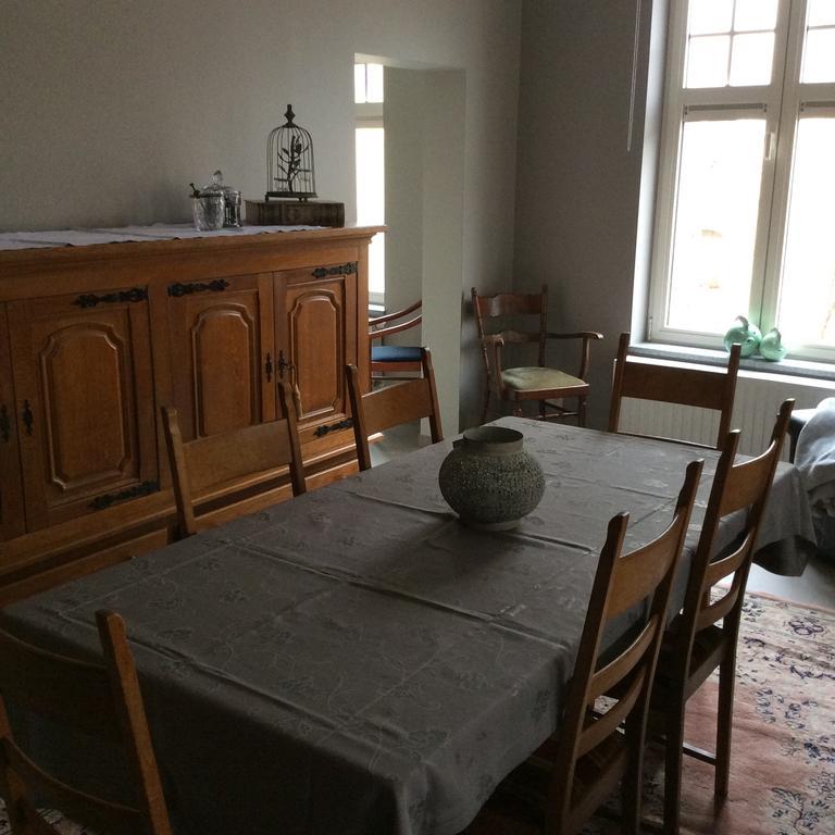 Corversy'S House Ieper Ruang foto
